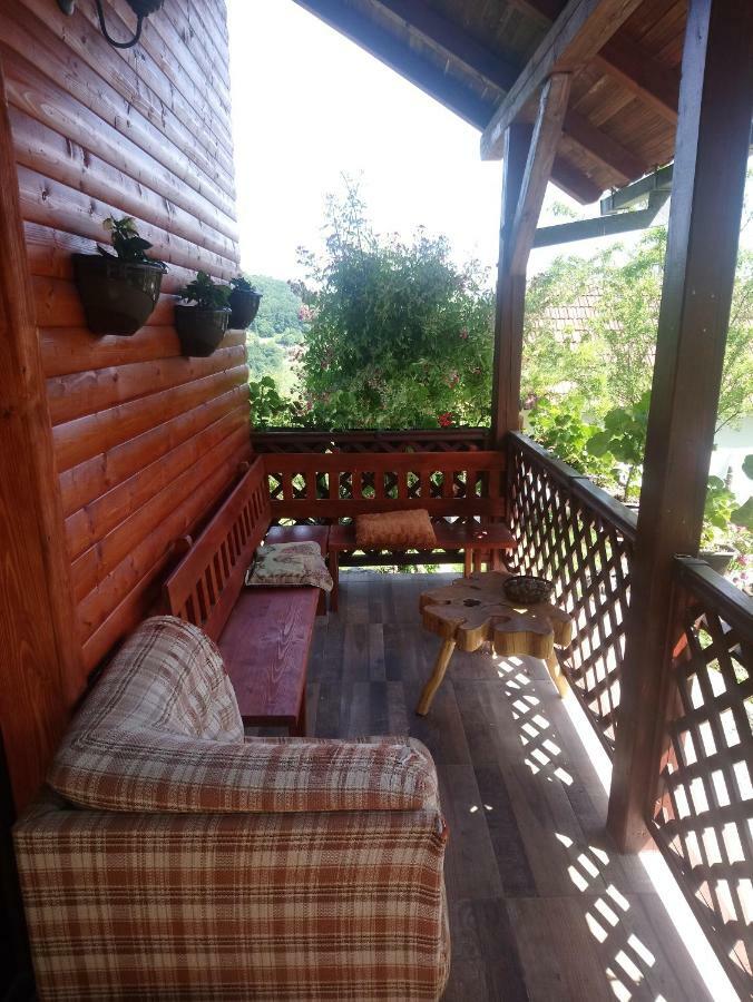 Guest House Little Heaven Užice Eksteriør billede