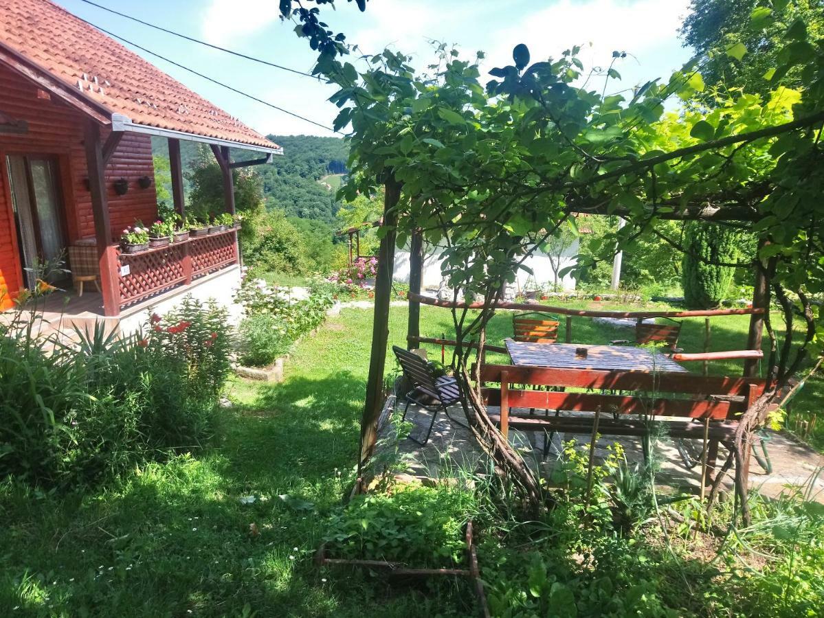 Guest House Little Heaven Užice Eksteriør billede